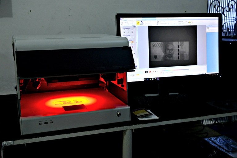CCRIM ganha scanner que analisa autenticidade de documentos