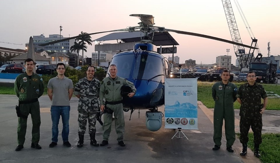 heli 1.jpg