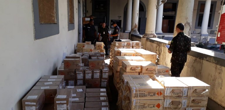 GIF entrega municao para atender demandas_.jpg GIF entrega municao para atender demandas_.jpg