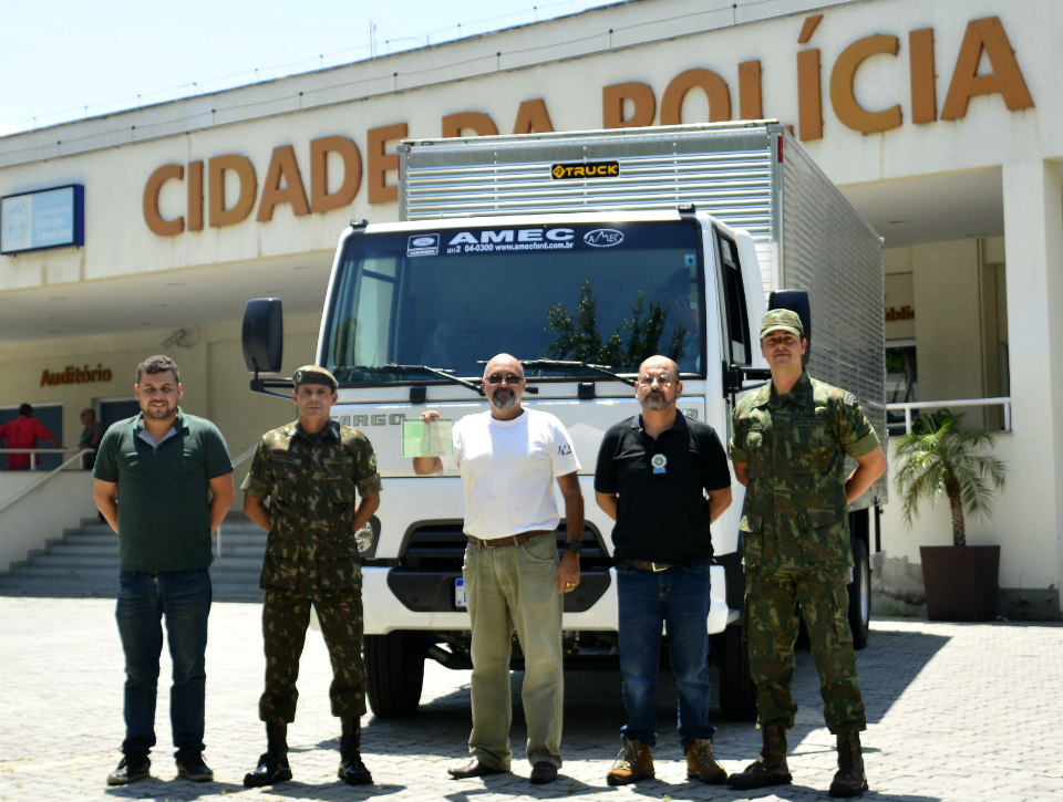 PCERJ CAMINHÃO.jpg