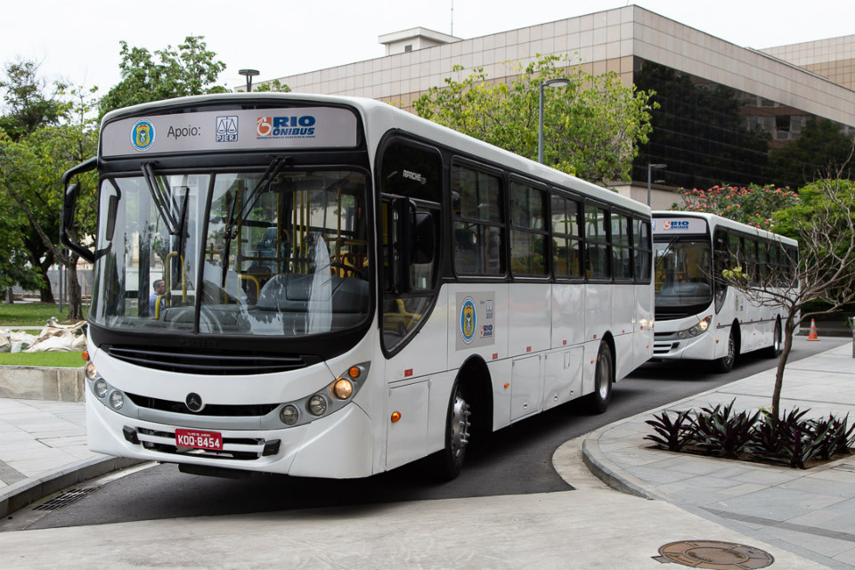 Seap, TJ e Rio onibus_.jpg